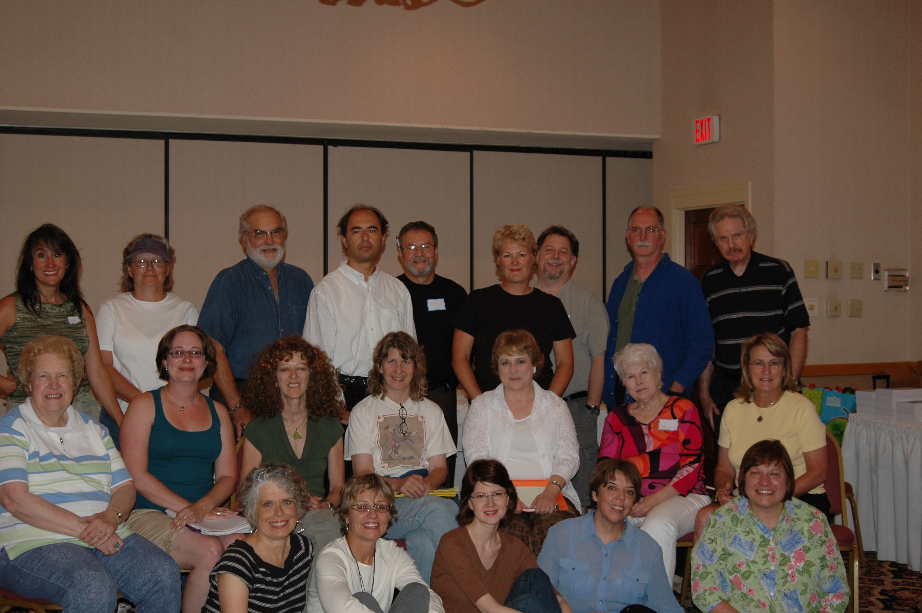 Group photo of the Dolores Cannon Past Life Regression Technique class in Fayetteville, Arkansas, July 2008